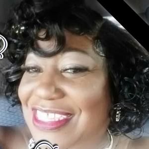 Meet your Posher, Juanita